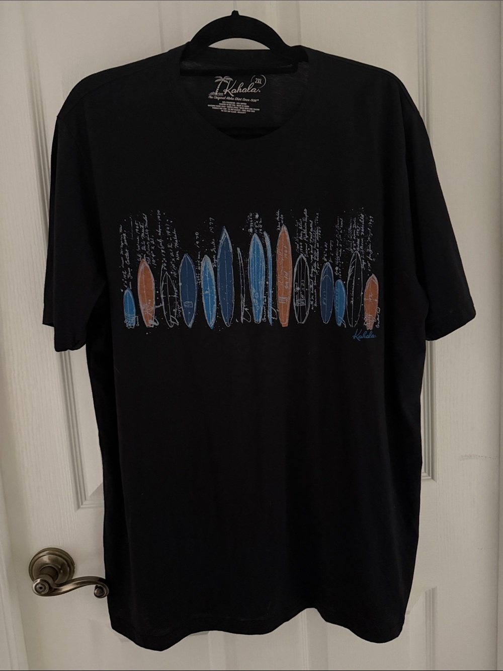 Kahala Men's SZ 2 XL Black Surfboard Graphic T - Shirt